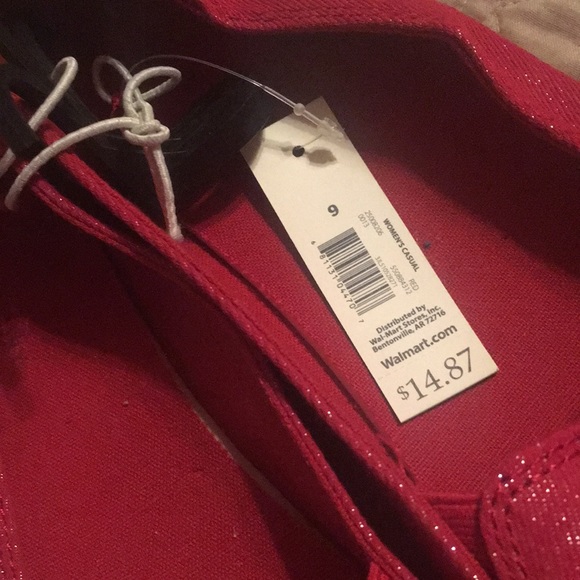 New red flats - Picture 5 of 5